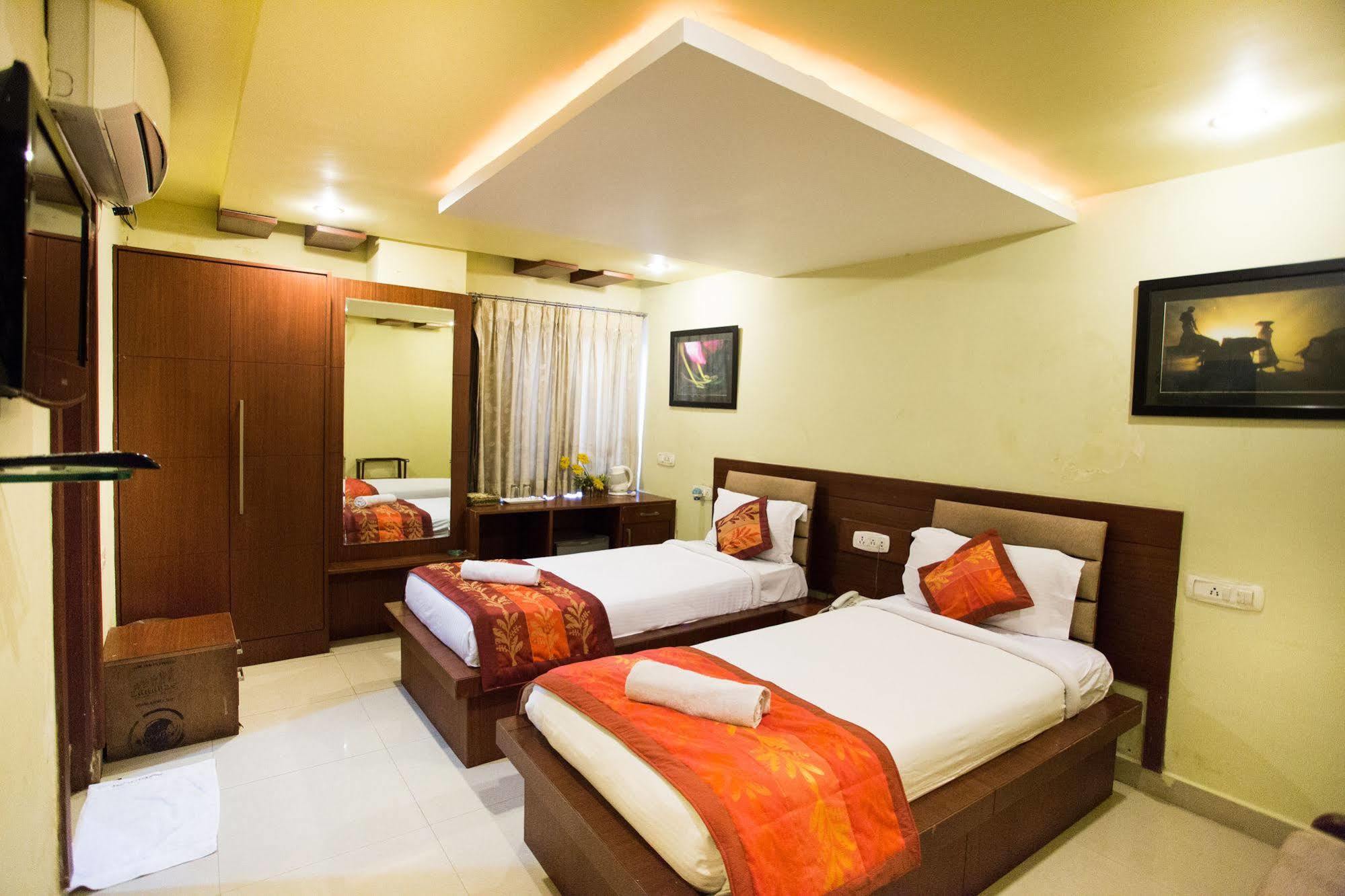 Namo Suites ไฮเดอราบัด ภายนอก รูปภาพ