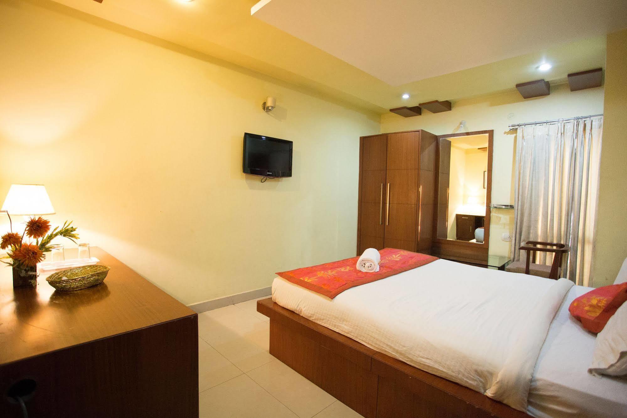 Namo Suites ไฮเดอราบัด ภายนอก รูปภาพ