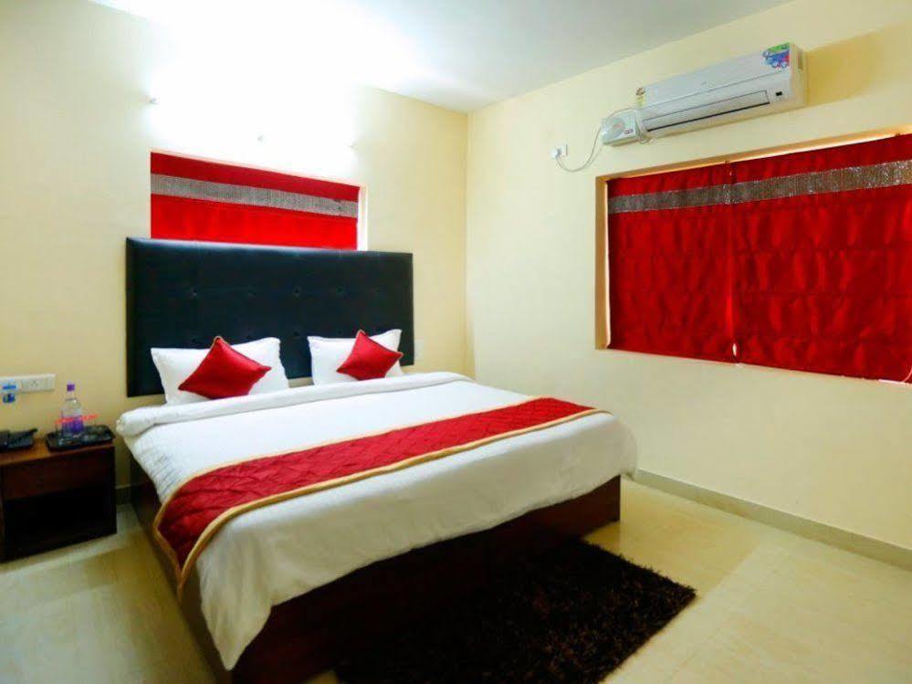 Namo Suites ไฮเดอราบัด ภายนอก รูปภาพ